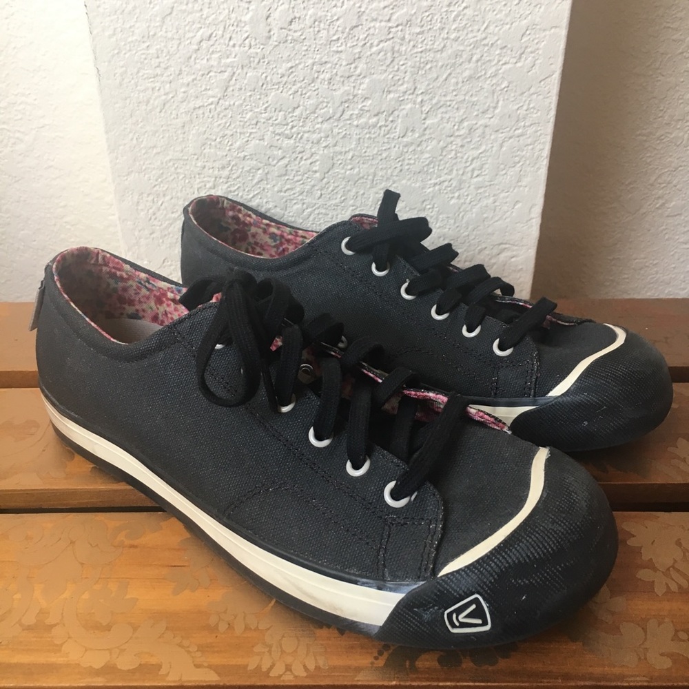 Keen canvas sneaker, sz 10.5